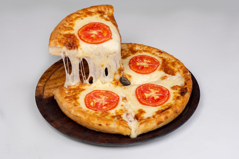 Four cheese pizza at Dewey's restaurant