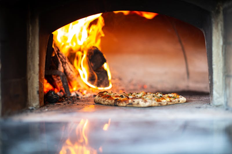 deweys pizza wood-fired pepperoni pizza